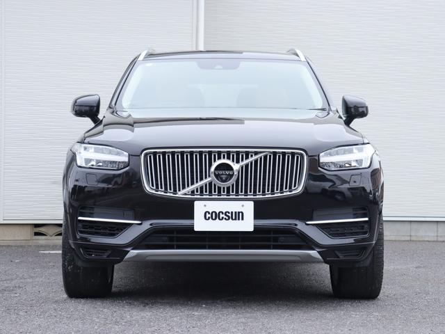 ＸＣ９０ Ｔ８　ツインエンジン　ＡＷＤ　インスクリプション　ワンオーナー　エアサスペンション　Ｂｏｗｅｒｓ＆Ｗｉｌｋｉｎｓプレミアムオーディオ　パノラマガラスサンルーフ　ポールスターエンジニアードソフトウェア　オレフォスクリスタルシフトノブ　禁煙車（5枚目）