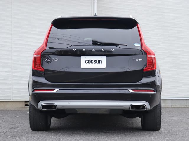 ＸＣ９０ Ｔ８　ツインエンジン　ＡＷＤ　インスクリプション　ワンオーナー　エアサスペンション　Ｂｏｗｅｒｓ＆Ｗｉｌｋｉｎｓプレミアムオーディオ　パノラマガラスサンルーフ　ポールスターエンジニアードソフトウェア　オレフォスクリスタルシフトノブ　禁煙車（9枚目）