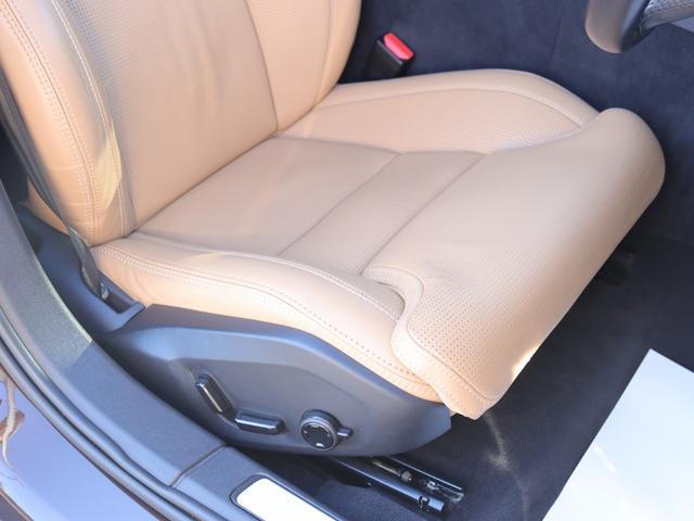 Ｖ６０ クロスカントリー　Ｔ５　ＡＷＤ　プロ　パノラマガラスサンルーフ　ｈａｒｍａｎ／ｋａｒｄｏｎプレミアムオーディオ　パーフォレーテッドファインナッパレザー　マッサージ機能　シートヒーター　シートベンチレーション　ステアリングヒーター　禁煙車（33枚目）