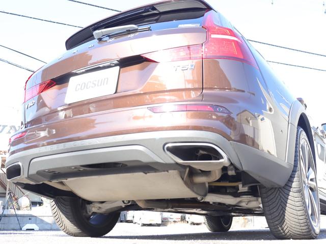 Ｖ６０ クロスカントリー　Ｔ５　ＡＷＤ　プロ　パノラマガラスサンルーフ　ｈａｒｍａｎ／ｋａｒｄｏｎプレミアムオーディオ　パーフォレーテッドファインナッパレザー　マッサージ機能　シートヒーター　シートベンチレーション　ステアリングヒーター　禁煙車（42枚目）