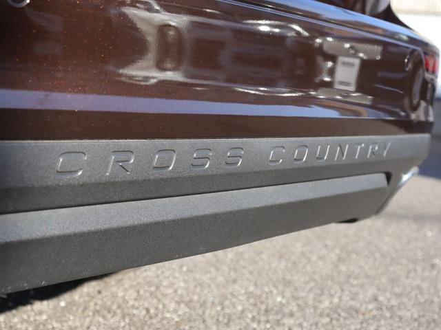 Ｖ６０ クロスカントリー　Ｔ５　ＡＷＤ　プロ　パノラマガラスサンルーフ　ｈａｒｍａｎ／ｋａｒｄｏｎプレミアムオーディオ　パーフォレーテッドファインナッパレザー　マッサージ機能　シートヒーター　シートベンチレーション　ステアリングヒーター　禁煙車（43枚目）