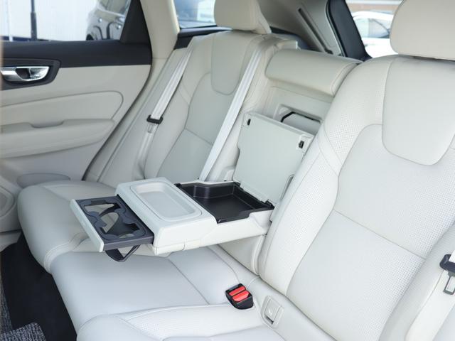 ＸＣ６０ Ｄ４　ＡＷＤ　インスクリプション　ｈａｒｍａｎ／ｋａｒｄｏｎプレミアムオーディオ　パーフォレーテッドファインナッパレザー　マッサージ機能　シートヒーター　シートベンチレーション　ステアリングヒーター　リアシートヒーター／エアコン　禁煙（39枚目）