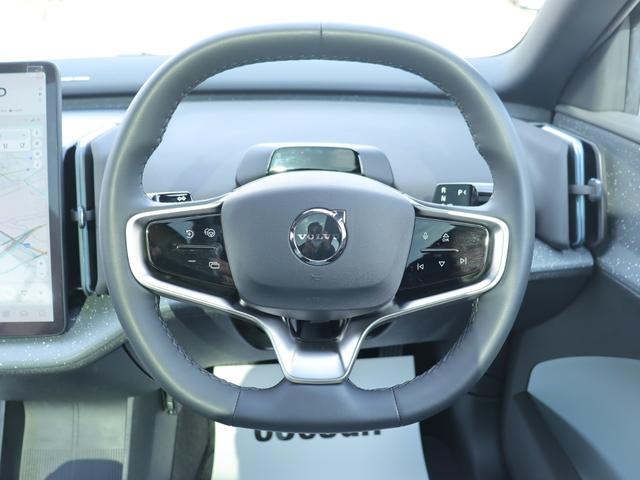 ＥＸ３０ ウルトラシングルモーター　エクステンデッドレンジ　ワンオーナー　パノラマガラスルーフ　２０インチアルミホイール　フロントシートヒーター　ステアリングホイールヒーター　ダークティンテッドガラス　前後ドライブレコーダー　ＥＴＣ　禁煙車（12枚目）