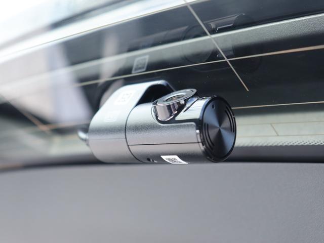 ＥＸ３０ ウルトラシングルモーター　エクステンデッドレンジ　ワンオーナー　パノラマガラスルーフ　２０インチアルミホイール　フロントシートヒーター　ステアリングホイールヒーター　ダークティンテッドガラス　前後ドライブレコーダー　ＥＴＣ　禁煙車（20枚目）