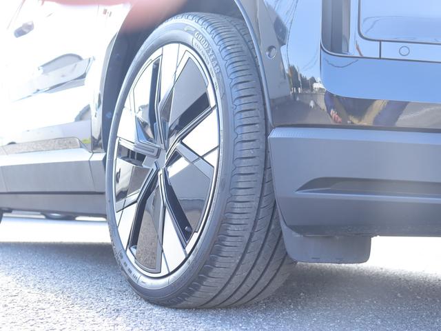 ＥＸ３０ ウルトラシングルモーター　エクステンデッドレンジ　ワンオーナー　パノラマガラスルーフ　２０インチアルミホイール　フロントシートヒーター　ステアリングホイールヒーター　ダークティンテッドガラス　前後ドライブレコーダー　ＥＴＣ　禁煙車（45枚目）