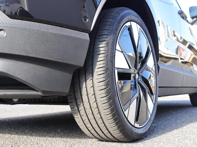 ＥＸ３０ ウルトラシングルモーター　エクステンデッドレンジ　ワンオーナー　パノラマガラスルーフ　２０インチアルミホイール　フロントシートヒーター　ステアリングホイールヒーター　ダークティンテッドガラス　前後ドライブレコーダー　ＥＴＣ　禁煙車（46枚目）