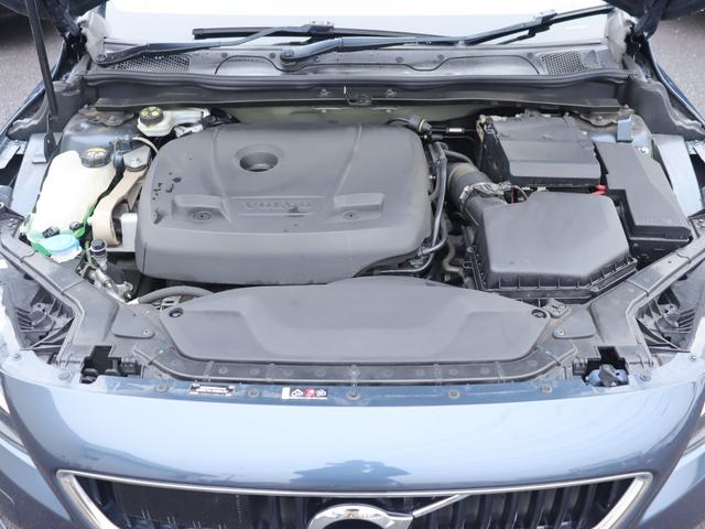 Ｖ４０ Ｔ３　モメンタム　シティウェーブ／テキスタイルシート　運転席パワーシート　アイドリングストップ　ナビゲーション　リアビューカメラ　ドライブレコーダー　キーレスドライブ　１７インチアルミホイール　ＢＬＩＳ　ＡＣＣ　禁煙車（36枚目）