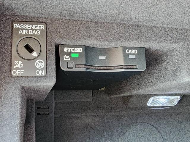 Ａ６アバント ４０ＴＤＩクワトロ　スポーツ　Ｓラインパッケージ　ワンオーナー　バング＆オルフセン　アシスタンスＰＫＧ　パワークロージングドア　４ゾーンＡＣ　パワーテールゲート　サラウンドビュー　電動チルト／テレスコピックステアリングシステム　マトリクスＬＥＤ（40枚目）