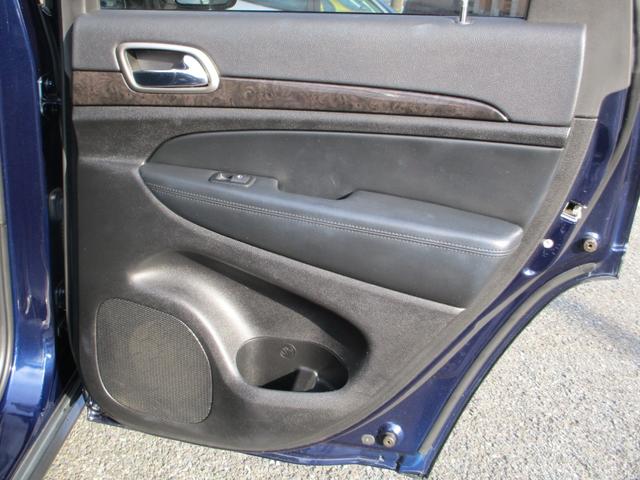 ジープ・グランドチェロキー ラレード　ナビ・ＴＶ・リアカメラ　前後ドラレコ　レーダー　ＥＴＣ　取説　整備手帳　スペアキ―　レギュラーガソリン仕様（23枚目）