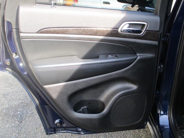 ジープ・グランドチェロキー ラレード　ナビ・ＴＶ・リアカメラ　前後ドラレコ　レーダー　ＥＴＣ　取説　整備手帳　スペアキ―　レギュラーガソリン仕様（25枚目）