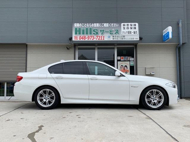 523i Mスポーツパッケージサンルーフ・純正ナビ地デジ(3枚目)