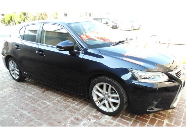 ＣＴ ＣＴ２００ｈ　バージョンＬ　ナビ／ＴＶ／バックモニター／ＥＴＣ２．０／スマートキー／スマートスペアキー／カードキー／茶本革シート／シートヒーター（6枚目）