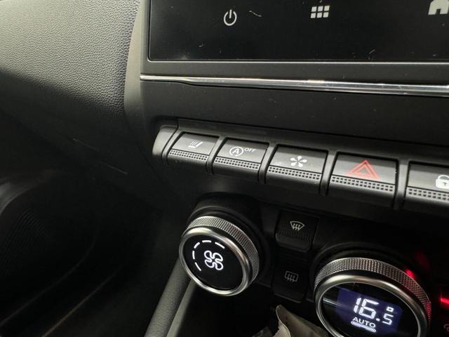キャプチャー インテンス　テックパック　認定中古車保証　アダクティブクルーズコントロール　ＬＥＤヘッドライト　ＥＴＣ　純正ディスプレイオーディオ　レザーシート　シートヒーター　ステアリングヒーター　全周囲カメラ　運転席パワーシート（57枚目）