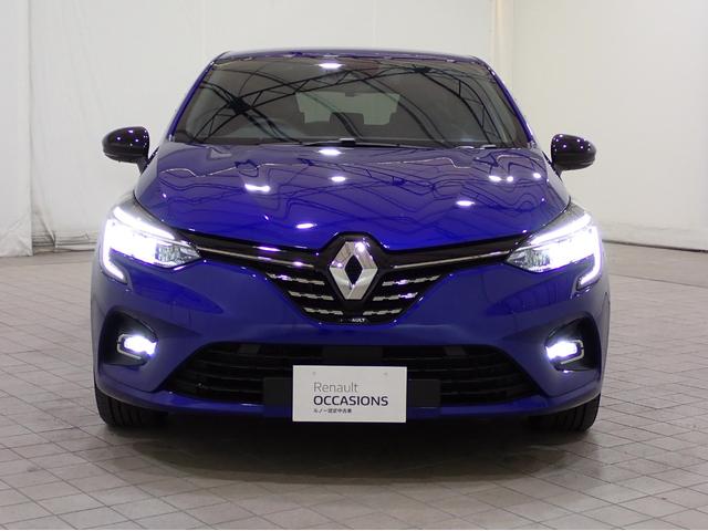 ルーテシア E-テックハイブリッド レザーパック 認定中古車 レザーステアリング レザーシート バックカメラ アクティブブレーキ アダプティブクルーズコントロール(3枚目)