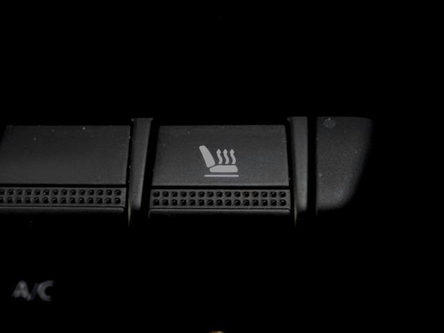 ルーテシア E-テックハイブリッド レザーパック 認定中古車 レザーステアリング レザーシート バックカメラ アクティブブレーキ アダプティブクルーズコントロール(57枚目)