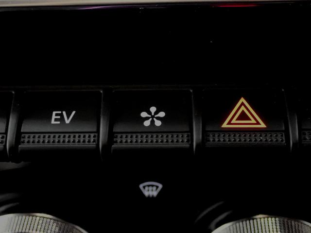 ルーテシア E-テックハイブリッド レザーパック 認定中古車 レザーステアリング レザーシート バックカメラ アクティブブレーキ アダプティブクルーズコントロール(58枚目)