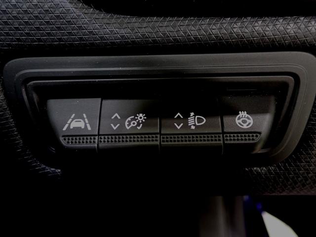 ルーテシア E-テックハイブリッド レザーパック 認定中古車 レザーステアリング レザーシート バックカメラ アクティブブレーキ アダプティブクルーズコントロール(60枚目)