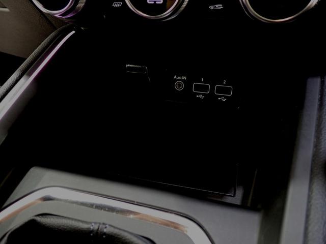 ルーテシア E-テックハイブリッド レザーパック 認定中古車 レザーステアリング レザーシート バックカメラ アクティブブレーキ アダプティブクルーズコントロール(64枚目)