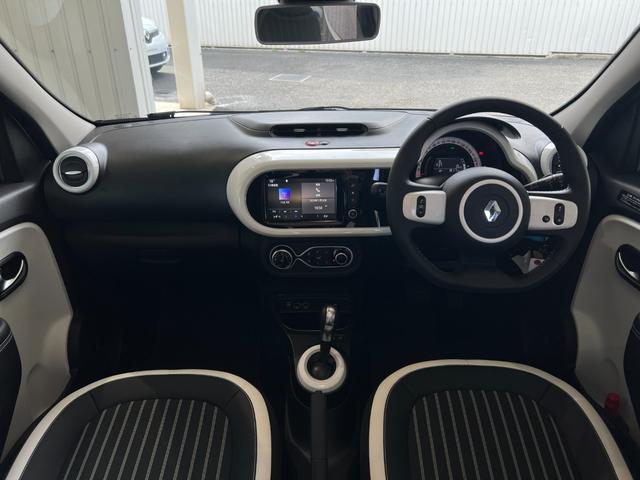 トゥインゴ インテンス キャンバストップ 認定中古車 純正ディスプレイオーディオ バックカメラ バックソナー ETC ハーフレザーシート シートヒーター クルーズコントロール 純正アルミホイール 天窓 パワステ フロントリアフォグランプ(43枚目)