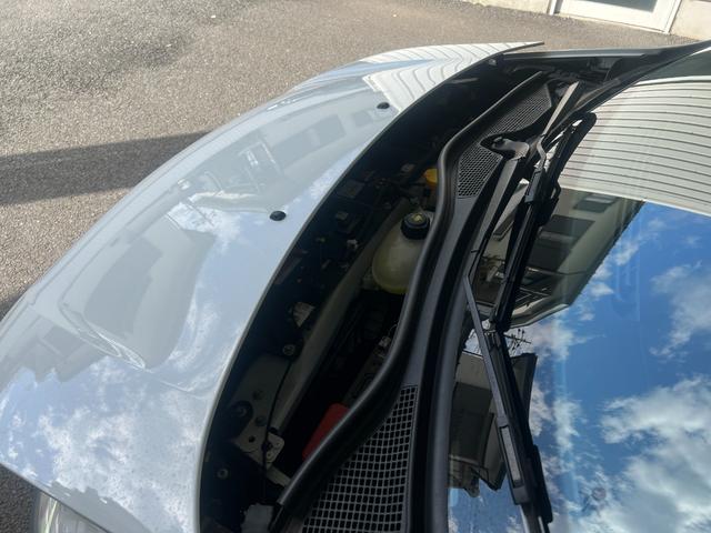 トゥインゴ インテンス キャンバストップ 認定中古車 純正ディスプレイオーディオ バックカメラ バックソナー ETC ハーフレザーシート シートヒーター クルーズコントロール 純正アルミホイール 天窓 パワステ フロントリアフォグランプ(78枚目)