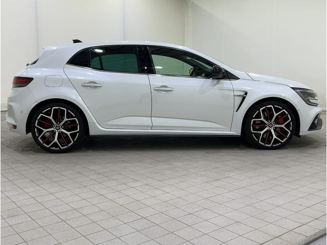 メガーヌ ルノー スポール トロフィー 新車保証継承 ワンオーナー 純正19インチAW bremboキャリパー ACC パドルシフト RECAROシート ETC 純正DA Apple Car Play BOSEサウンド Bカメラ LED(30枚目)