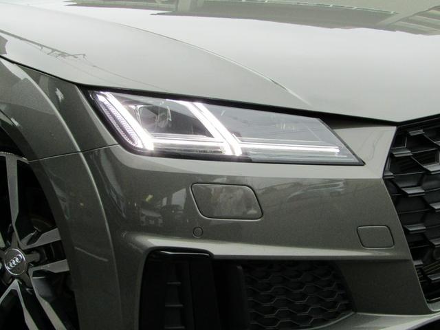 ＴＴクーペ ４０ＴＦＳＩ　Ｓラインｐｋｇ／コンフォートｐｋｇ／ブラックハイグロススタイリングｐｋｇ／ＯＰ５アームスターデザインコントラストグレー１９インチＡＷ／マトリクスＬＥＤヘッドライト／プライバシーガラス／クルコン（29枚目）