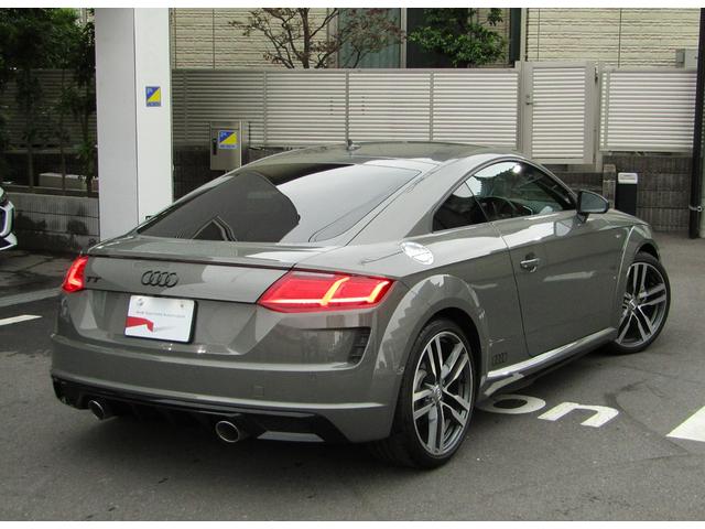 ＴＴクーペ ４０ＴＦＳＩ　Ｓラインｐｋｇ／コンフォートｐｋｇ／ブラックハイグロススタイリングｐｋｇ／ＯＰ５アームスターデザインコントラストグレー１９インチＡＷ／マトリクスＬＥＤヘッドライト／プライバシーガラス／クルコン（33枚目）