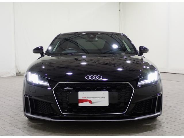 TTクーペ 45TFSIクワトロ Sラインパッケージ S line エクステリアパッケージ・S line パッケージ・アルカンターラ/レザー・クルーズコントロール・コントロールコード・コンフォートパッケージ・マトリクスLEDヘッドライト(5枚目)