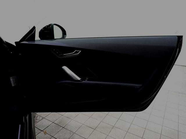 TTクーペ 45TFSIクワトロ Sラインパッケージ S line エクステリアパッケージ・S line パッケージ・アルカンターラ/レザー・クルーズコントロール・コントロールコード・コンフォートパッケージ・マトリクスLEDヘッドライト(43枚目)