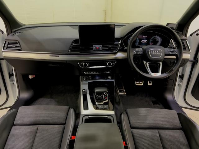 Ｑ５ ４０ＴＤＩクワトロ　Ｓライン　プライバシーガラス／純正ＴＶ／Ｓライン＋パッケージ（アーティフィシャルインテリアレザー／シートヒーター前後／アコースティックガラス前サイド）／スポーツシートダイナミカレザー／ブラックグラスパネル（12枚目）