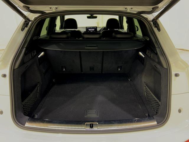 Ｑ５ ４０ＴＤＩクワトロ　Ｓライン　プライバシーガラス／純正ＴＶ／Ｓライン＋パッケージ（アーティフィシャルインテリアレザー／シートヒーター前後／アコースティックガラス前サイド）／スポーツシートダイナミカレザー／ブラックグラスパネル（20枚目）