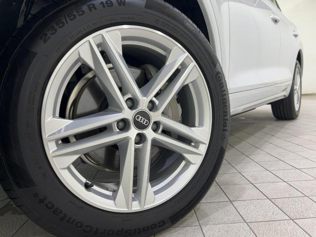 Ｑ５ ４０ＴＤＩクワトロ　Ｓライン　プライバシーガラス／純正ＴＶ／Ｓライン＋パッケージ（アーティフィシャルインテリアレザー／シートヒーター前後／アコースティックガラス前サイド）／スポーツシートダイナミカレザー／ブラックグラスパネル（21枚目）