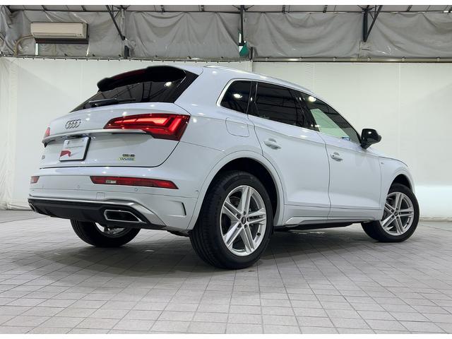 Ｑ５ ４０ＴＤＩクワトロ　Ｓライン　プライバシーガラス／純正ＴＶ／Ｓライン＋パッケージ（アーティフィシャルインテリアレザー／シートヒーター前後／アコースティックガラス前サイド）／スポーツシートダイナミカレザー／ブラックグラスパネル（33枚目）