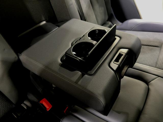 Ｑ５ ４０ＴＤＩクワトロ　Ｓライン　プライバシーガラス／純正ＴＶ／Ｓライン＋パッケージ（アーティフィシャルインテリアレザー／シートヒーター前後／アコースティックガラス前サイド）／スポーツシートダイナミカレザー／ブラックグラスパネル（72枚目）