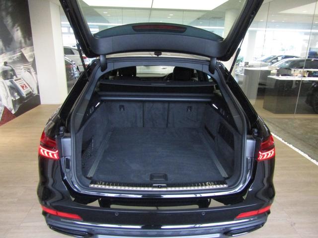 ツーリングワゴン、８代目アウディ「Ａ６アバント」。