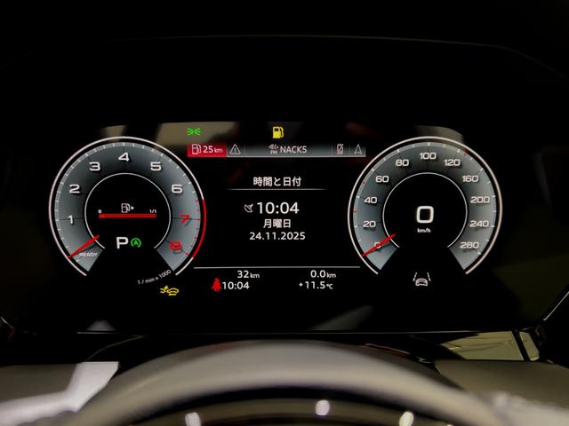 ご納車前には弊社グループの認証工場にて、専門スタッフによる１００項目の点検・整備を実施いたしております。