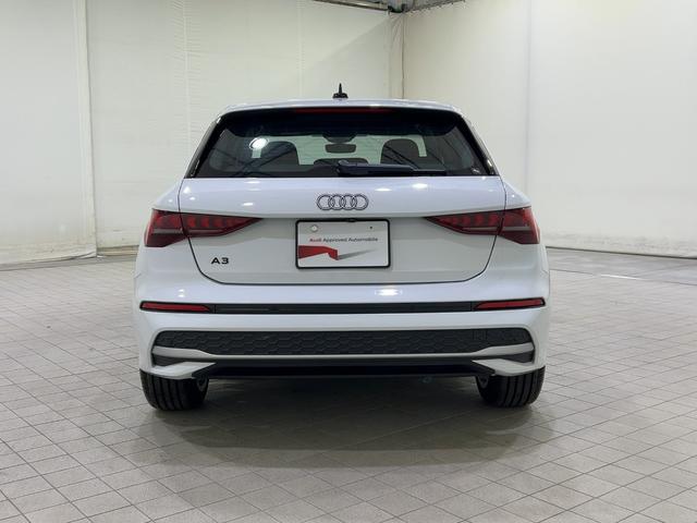 併せて、限定車「スポーツバックアドバンスド　１ｓｔエディション」（限定２８０台）、「スポーツバックＳライン　１ｓｔエディション」（限定７０台）を設定。