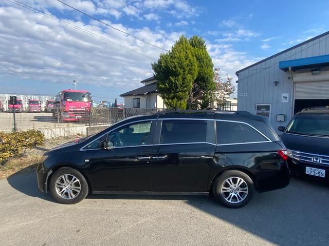 オデッセイ ＥＸ－Ｌ　サンルーフ　レザーシート　１７インチアルミ　ルーフレール　クロスバー　クルーズコントロール　両側電動スライドドア　パワーテールゲート　ＥＴＣ　ナビ付（5枚目）