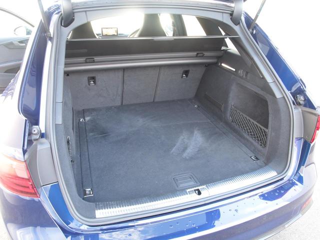 Audi Rs4 Avant Base Grade 2019 Blue M 46147 Km Details Japanese Used Cars Goo Net Exchange