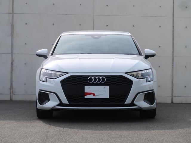 スポーツバック３０ＴＦＳＩ　コンビニエンス＆アシスタンスパッケージ　ナビゲーションパッケージ　認定中古車　シートヒーター　ＬＥＤヘッドライト　１６インチアルミホイール　ＥＴＣ　バックカメラ(2枚目)