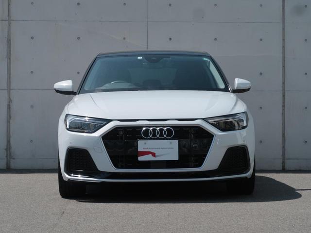 A1スポーツバック 35TFSI アドバンスド アシスタンスパッケージ コントラストルーフ コンビニエンスパッケージ スマートフォンインターフェイス ナビゲーションパッケージ 認定中古車 ETC バックカメラ(4枚目)