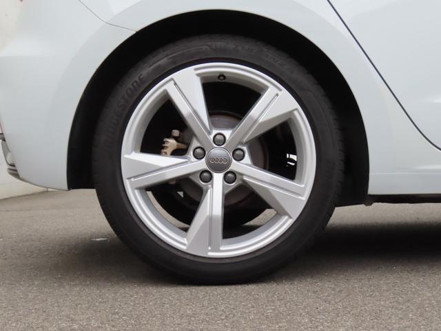 A1スポーツバック 35TFSI アドバンスド アシスタンスパッケージ コントラストルーフ コンビニエンスパッケージ スマートフォンインターフェイス ナビゲーションパッケージ 認定中古車 ETC バックカメラ(11枚目)