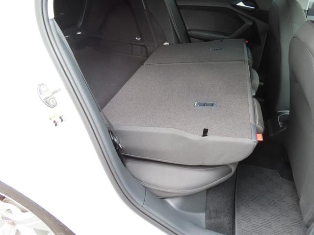 A1スポーツバック 35TFSI アドバンスド アシスタンスパッケージ コントラストルーフ コンビニエンスパッケージ スマートフォンインターフェイス ナビゲーションパッケージ 認定中古車 ETC バックカメラ(28枚目)