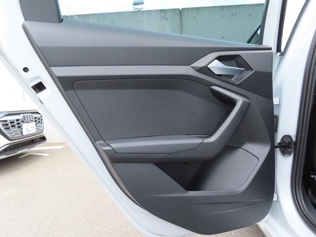 A1スポーツバック 35TFSI アドバンスド アシスタンスパッケージ コントラストルーフ コンビニエンスパッケージ スマートフォンインターフェイス ナビゲーションパッケージ 認定中古車 ETC バックカメラ(36枚目)