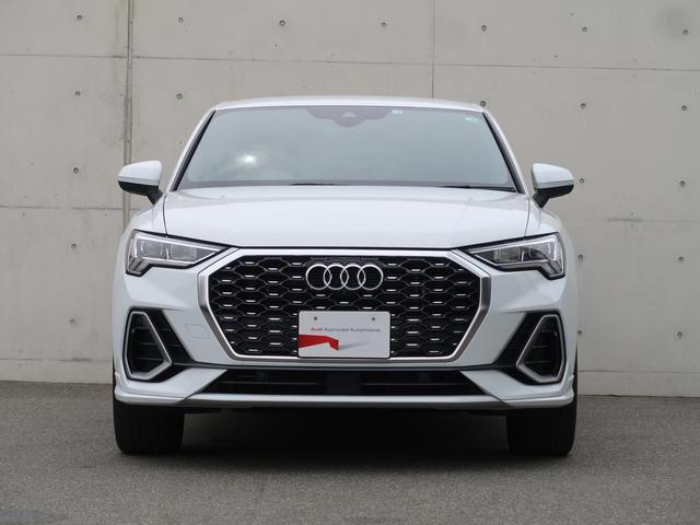 Ｑ３スポーツバック ３５ＴＦＳＩ　Ｓライン　Ｓ－ｌｉｎｅパッケージ・バーチャルコックピット・アダプティブクルーズ・レーンアシスト・シートヒーター・サラウンドビューカメラ・オートマチックテールゲート・ＬＥＤヘッドライト・パドルシフト（4枚目）