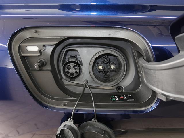 Ｑ４ ｅ－トロン ４０ｅ－トロン　Ｓ　ｌｉｎｅ　インテリアプラスパッケージ　認定中古車　ＥＴＣ　全周囲カメラ　シートヒーター　　パーシャルレザーシート　ＬＥＤヘッドライト（14枚目）
