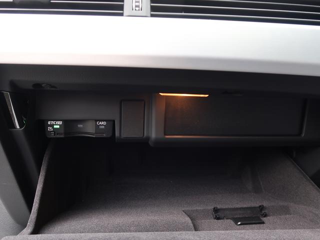 A4アバント 40TDIクワトロ Sライン S line Meisterstuck パッケージ コンフォートパッケージ ダンピングコントロールスポーツサスペンション S lineプラスパッケージ 認定中古車 ETC 全周囲カメラ(14枚目)