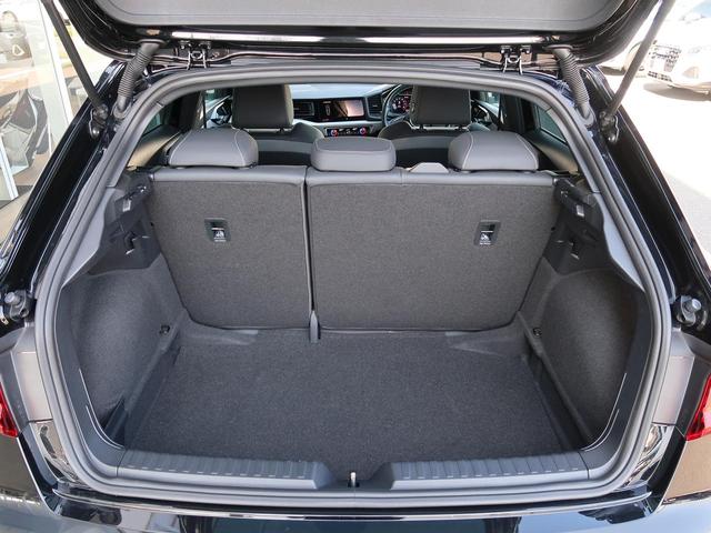 A1スポーツバック 25TFSI Sライン S line インテリアプラスパッケージ アシスタンスパッケージ コンビニエンスパッケージ スマートフォンインターフェイス ナビゲーションパッケージ 認定中古車 ETC バックカメラ(17枚目)