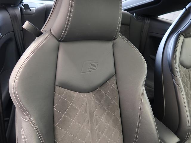 ＴＴクーペ ４５ＴＦＳＩクワトロ　Ｓラインパッケージ　クルーズコントロール　マトリクスＬＥＤヘッドライト　Ｓ　ｌｉｎｅパッケージ　コンフォートパッケージ　認定中古車　ＥＴＣ　バックカメラ（11枚目）