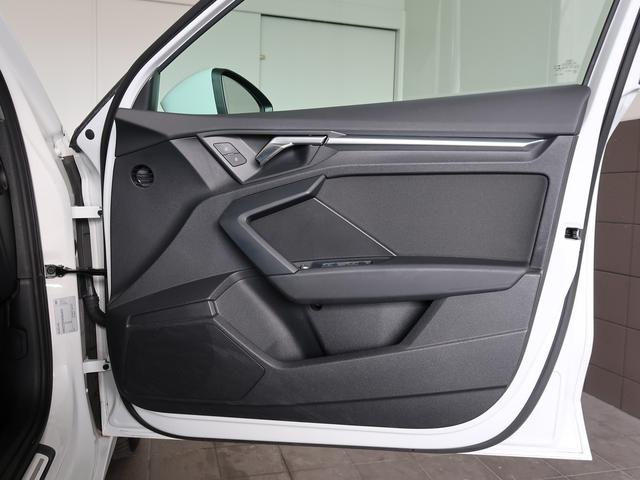 A3 スポーツバック30TFSIアドバンスド スマートフォンインターフェース コンビニエンス&アシスタンスパッケージ フロント電動シート調整機能なし ナビゲーションパッケージ サイドアシストパーキングセンサー無(11枚目)